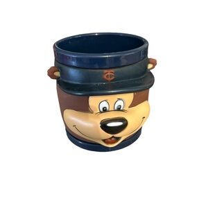 Twins bear cup